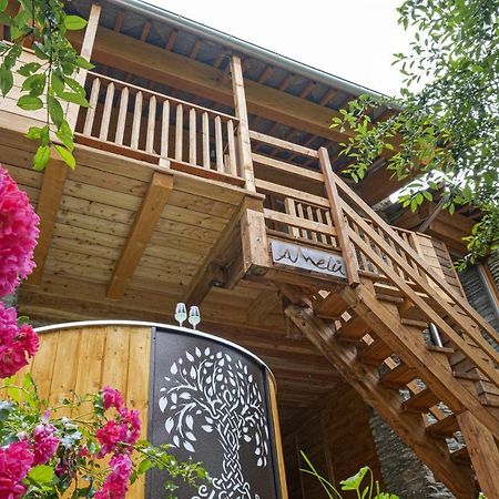 Amelu' Hotell Ostana Exteriör bild