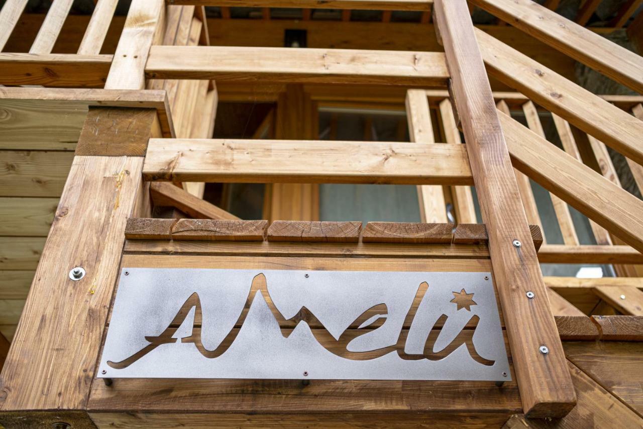 Amelu' Hotell Ostana Exteriör bild