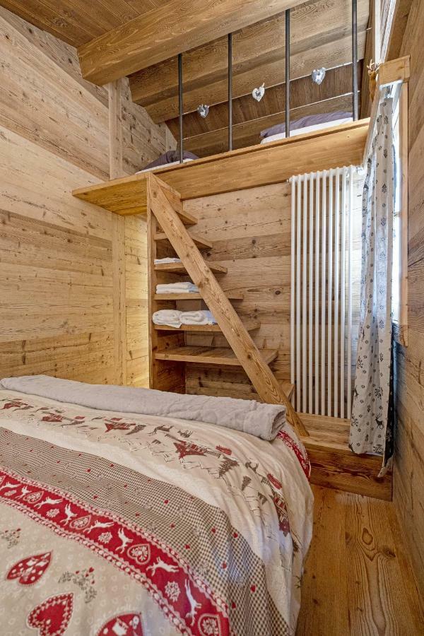 Amelu' Hotell Ostana Exteriör bild